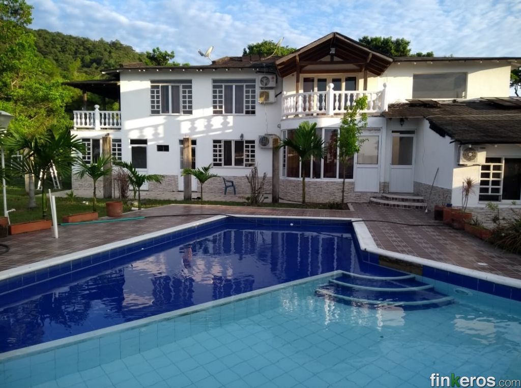 Finca #2102 - Finca en Guatavita, Cundinamarca